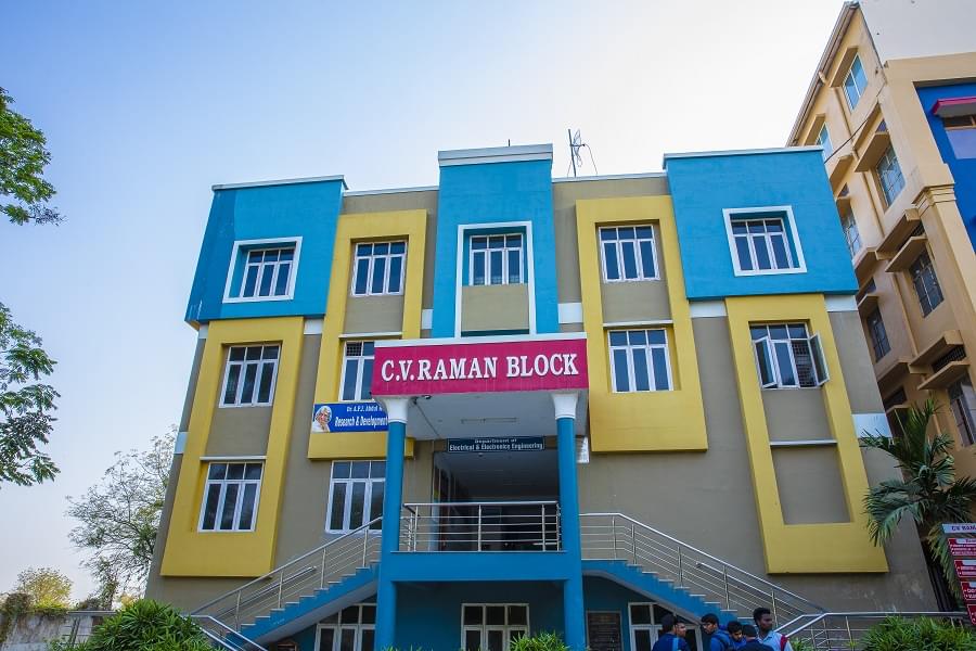 SMEC Hyderabad Academic Building photo 1